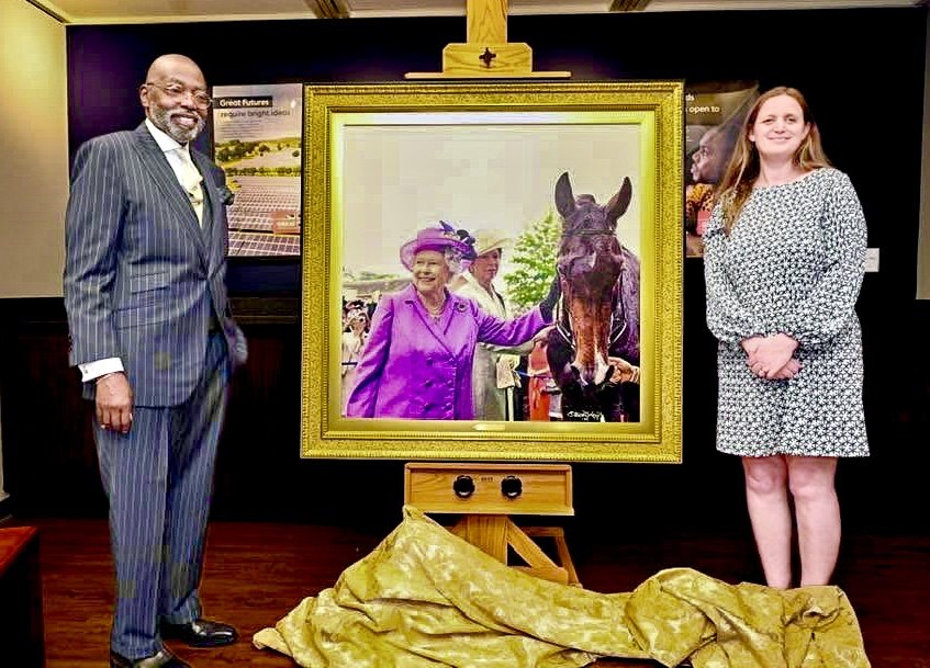 Majesty displayed on the easel