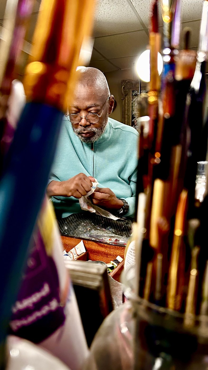Artist Steve R. Skipper